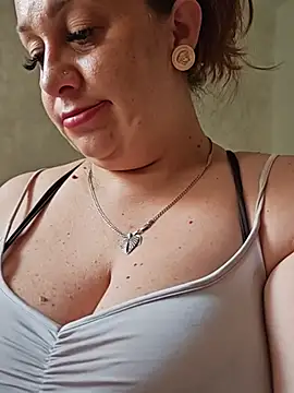AvaSquirtMilf Show Webcam