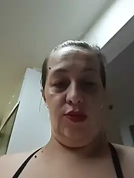 AvaSquirtMilf Webcam-Show