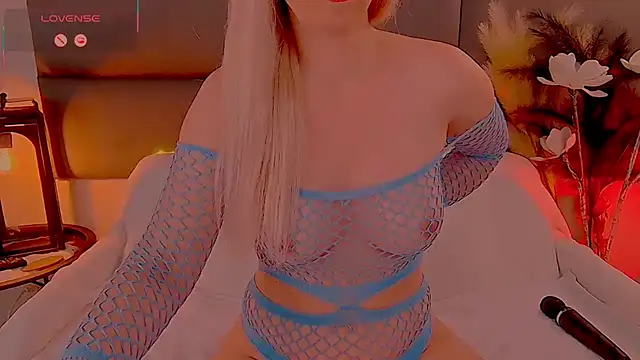 -Caty-'s Live XXX Chat