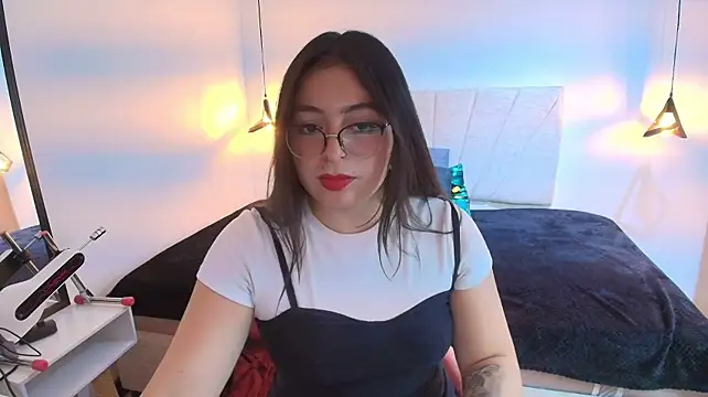 دردشة MiaWils_ الجنسية المباشرة