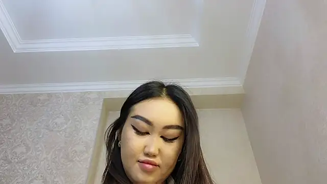 Diana_Moon_ Adlı Modelin Canlı XXX Sohbeti