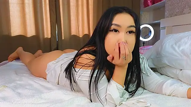 Chat +18 de Diana_Moon_ ao vivo