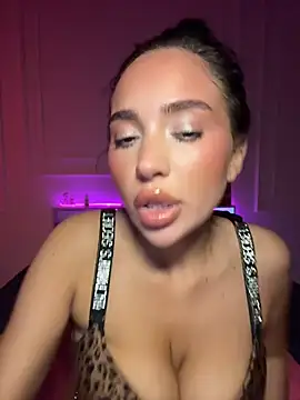 CardiSweetBaby Show in webcam