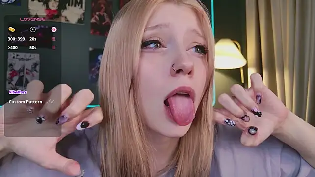 arielabradberry élő XXX-chatje