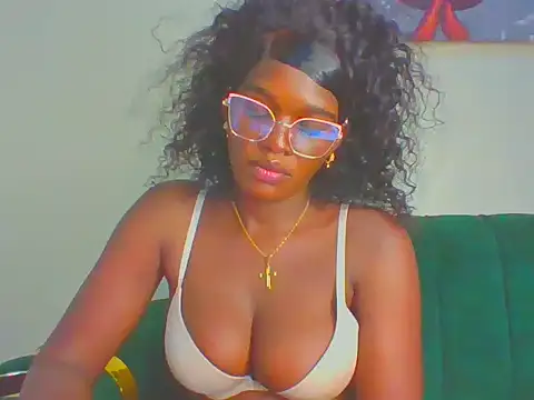 cutesmiling Live XXX-chat