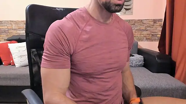 HotHunkTrainer Webcam show