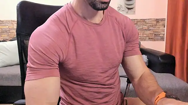 HotHunkTrainer Webcam show