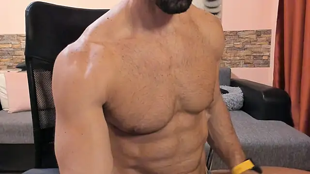 HotHunkTrainer Show in webcam