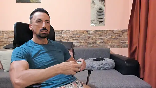 Show Webcam de HotHunkTrainer