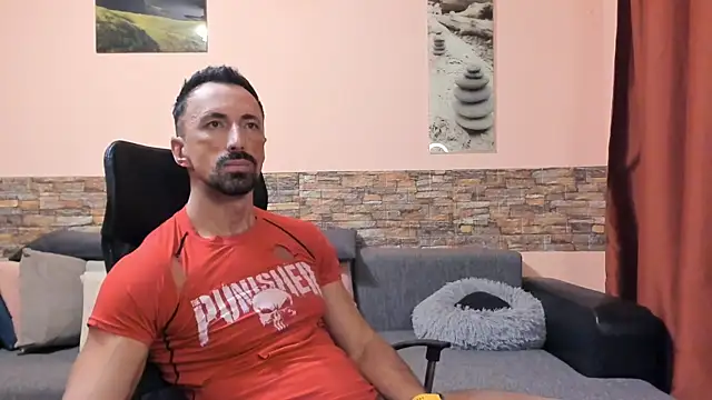 HotHunkTrainer Шоу с уебкамера