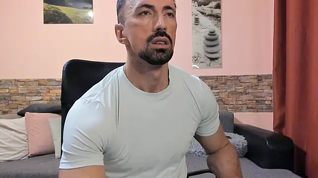 HotHunkTrainer 网络视讯表演