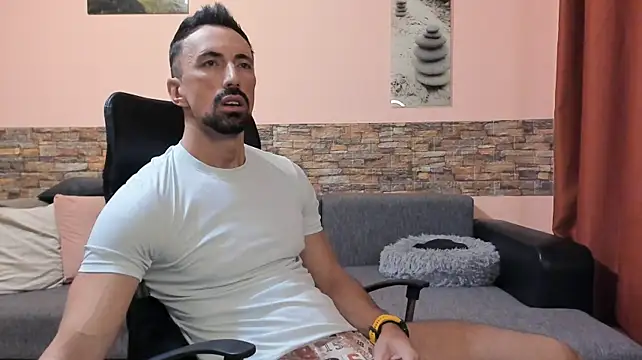 Вебкам-шоу HotHunkTrainer