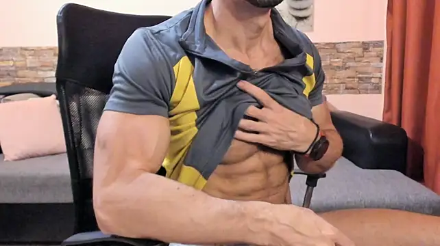 عرض كام HotHunkTrainer