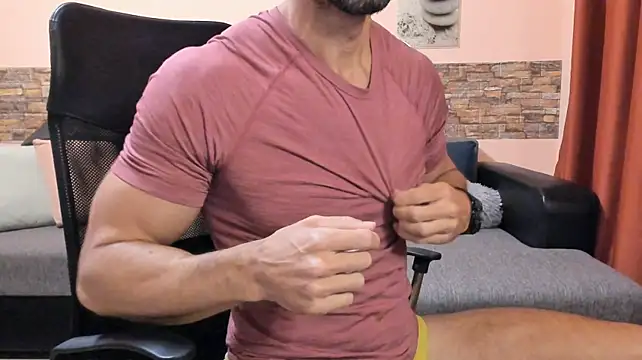 HotHunkTrainer Webcam show