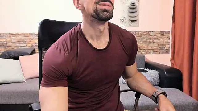 HotHunkTrainer Webcamshow