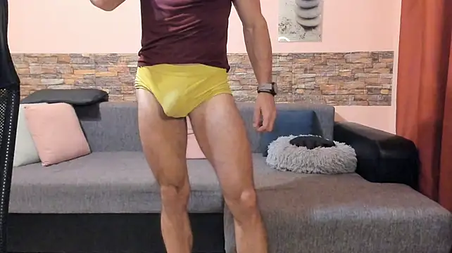 HotHunkTrainer Show Webcam