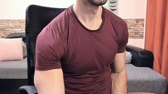 عرض كام HotHunkTrainer