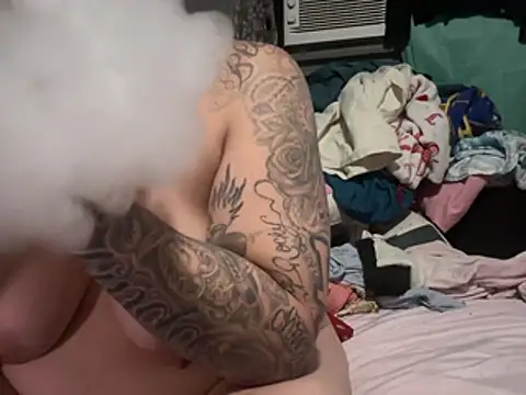 Chat +18 de WetjuicypusyQT ao vivo