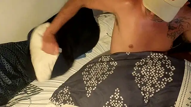 badboybrad11: вебкам-шоу