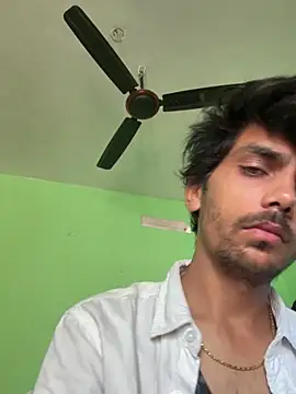 HardCupid Pertunjukan Webcam