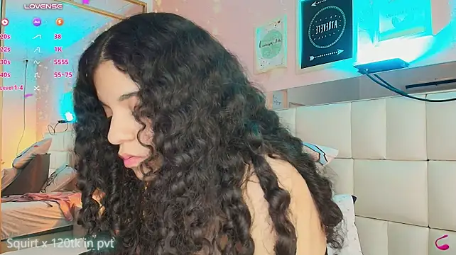 anahi_maite Adlı Modelin Web Kamerası Şovu