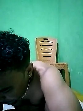 חדר צ'אט בשידור חי של vanINDO_SexLovers
