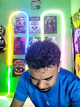 Show de vanINDO_SexLovers na webcam