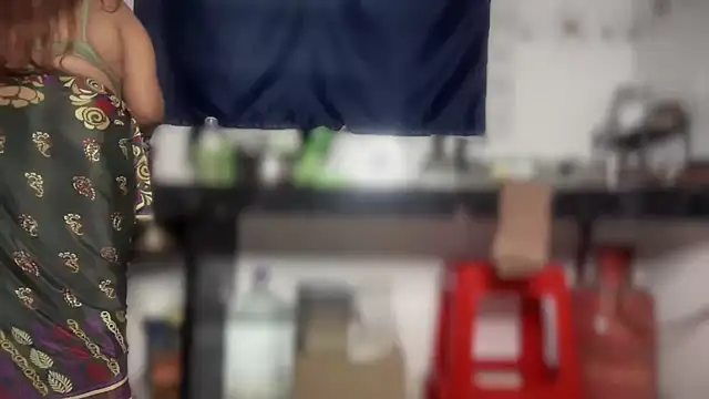 Selina_6 Adlı Modelin Canlı Sohbet Odası