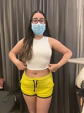 jAsMinE678 Show in webcam