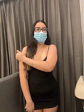 jAsMinE678 Show in webcam