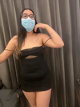 Pokazy przed kamerką – jAsMinE678