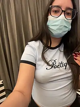הופעת וובקאם של jAsMinE678