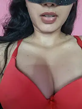 צ'אט XXX בשידור חי של Onlysona_