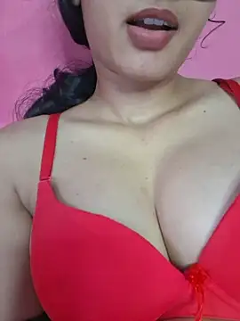 Onlysona_ Chat XXX in diretta
