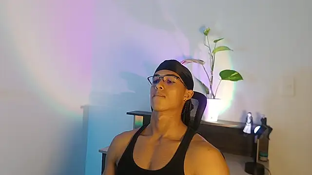 alejo_x3n Webbikameraesitys