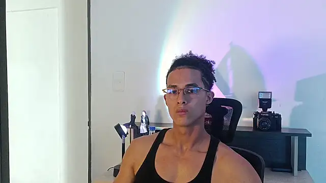 alejo_x3 Webcam-Show