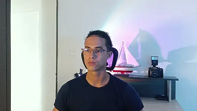 alejo_x3 webkamerás műsora
