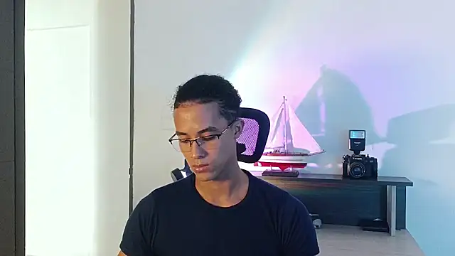 alejo_x3 Pertunjukan Webcam