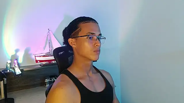 Вебкам-шоу alejo_x3