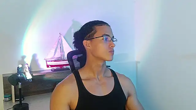 alejo_x3's Webcam Show