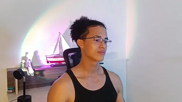 Webkamerová show alejo_x3