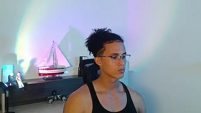 Webkamerová show alejo_x3