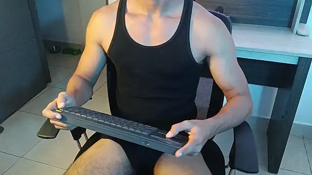 alejo_x3 Adlı Modelin Web Kamerası Şovu