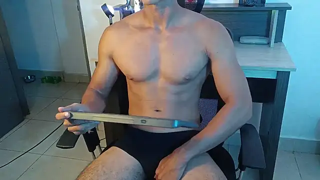 alejo_x3 webkamerás műsora