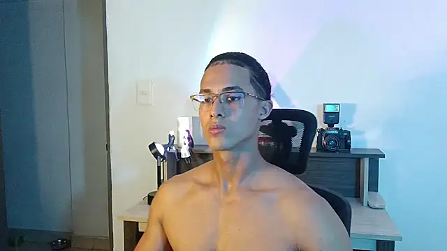 عرض كام alejo_x3