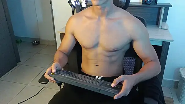 Pokazy przed kamerką – alejo_x3