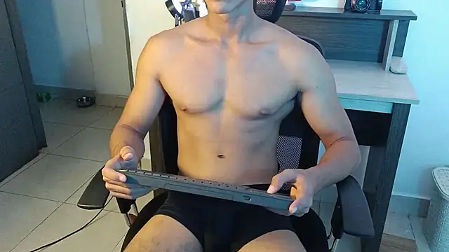 Show modela alejo_x3 na web-kameri