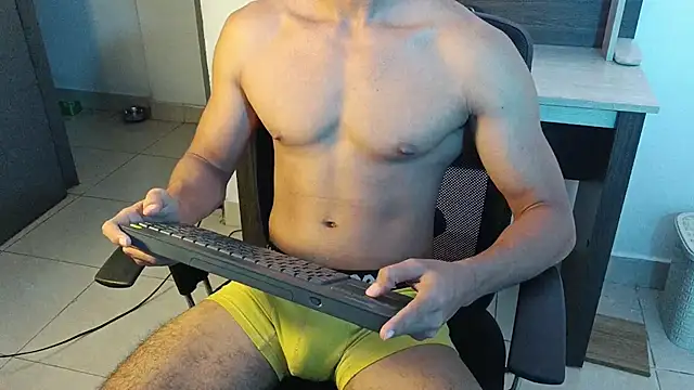 Show de alejo_x3 na webcam