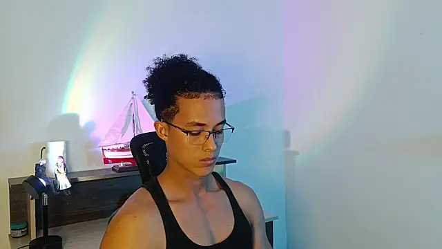 alejo_x3 Шоу с уебкамера