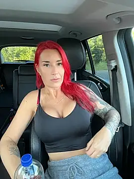 black-flamingo webcam show